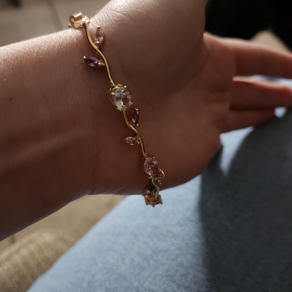 Elegant Gold and Purple Bracelet